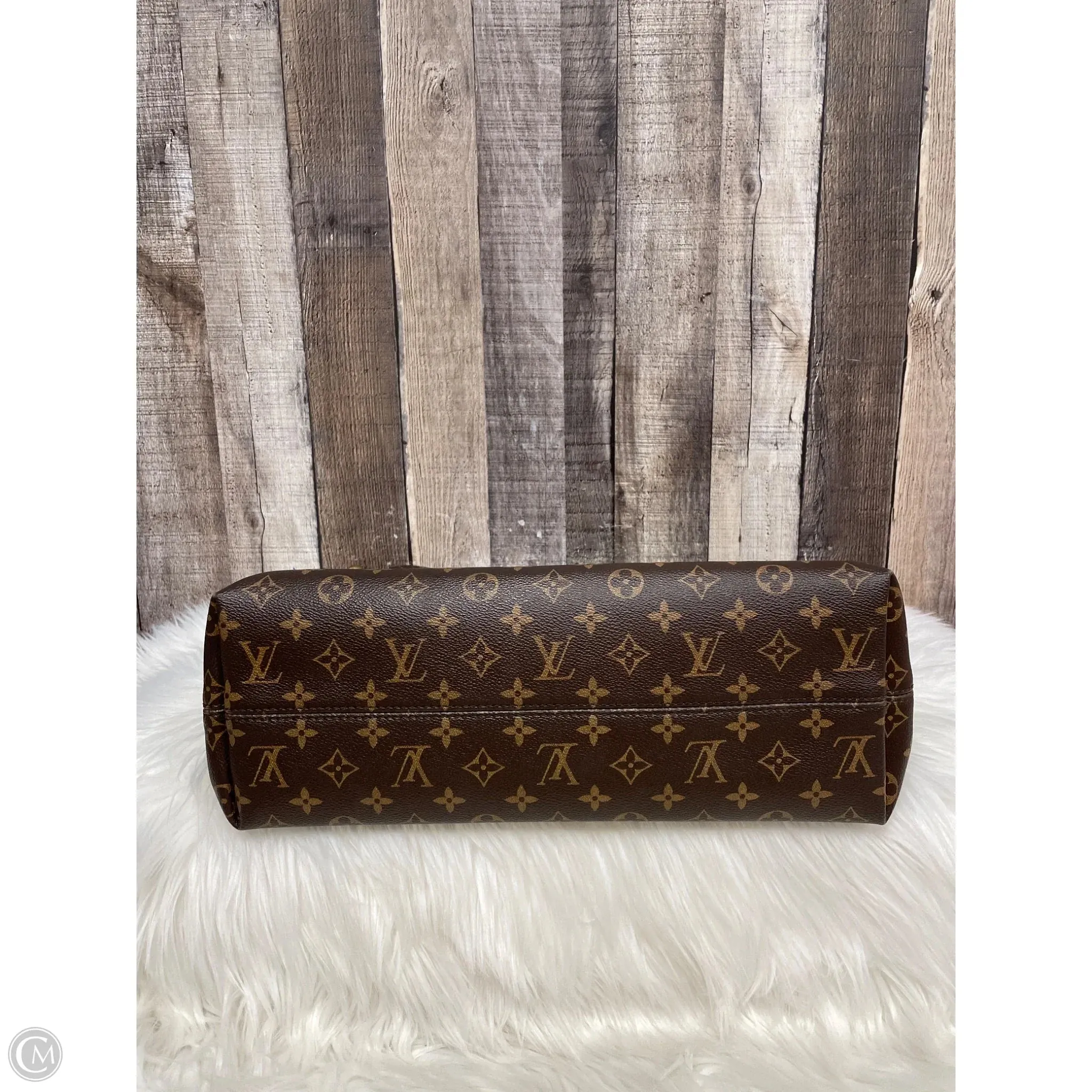 Handbag Luxury Designer By Louis Vuitton, Size: Large