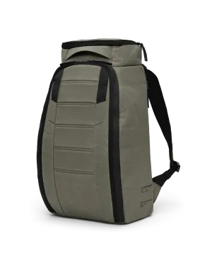 Hugger Backpack 25L Forest Green