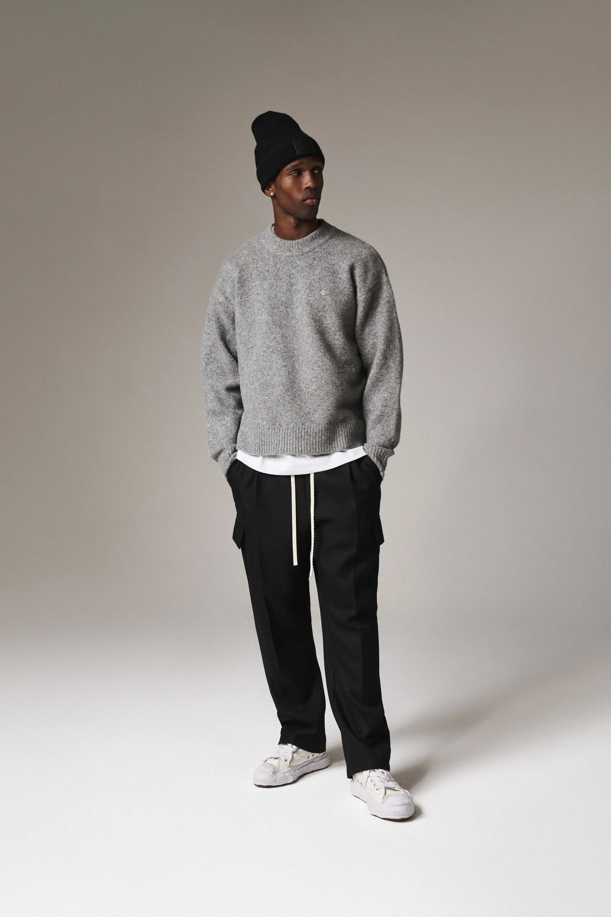 PLEATED WIDE LEG WOOL BLEND TROUSER - BLACK