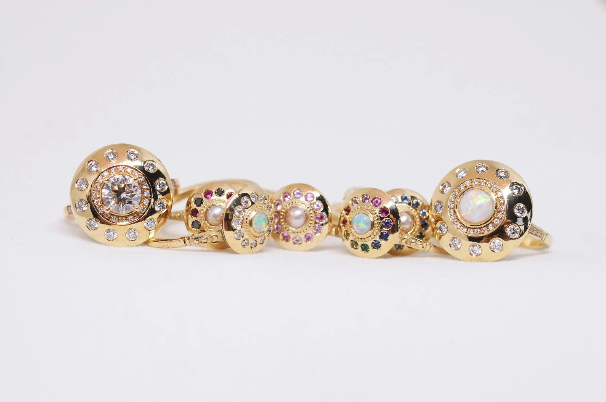 Royal Dynasty Mars UFO Ring