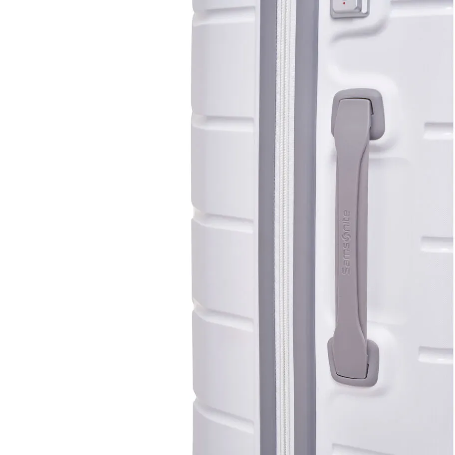 Samsonite Freeform Medium Spinner