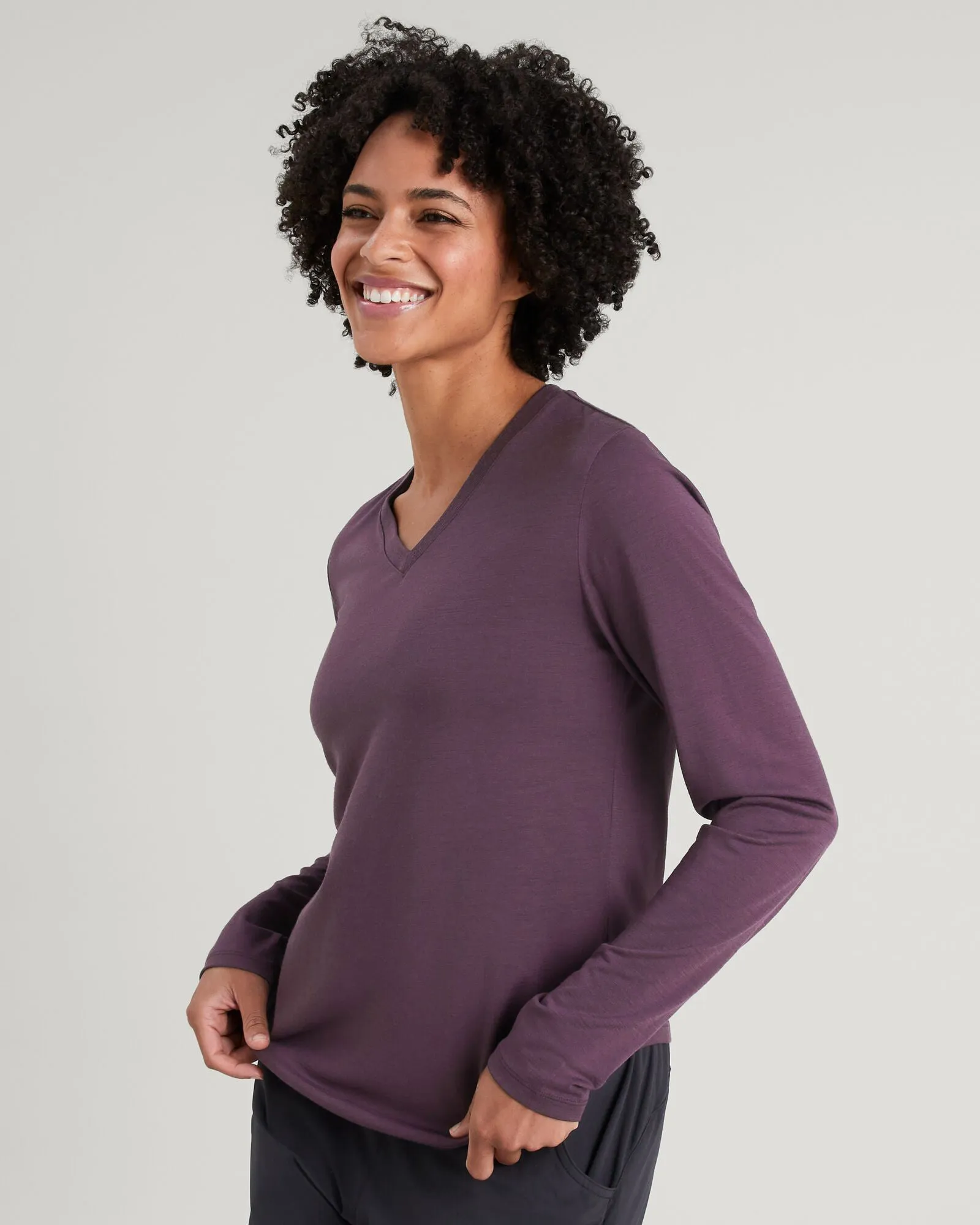 Women's 100% Merino Long Sleeve V-Top - Jam