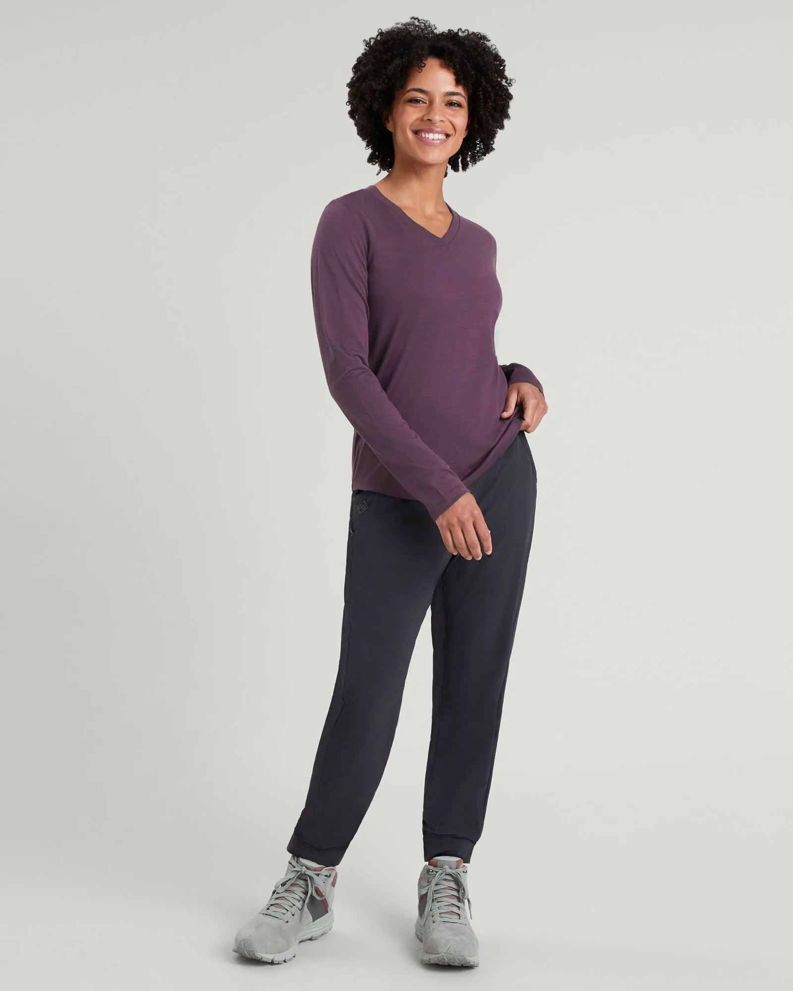 Women's 100% Merino Long Sleeve V-Top - Jam