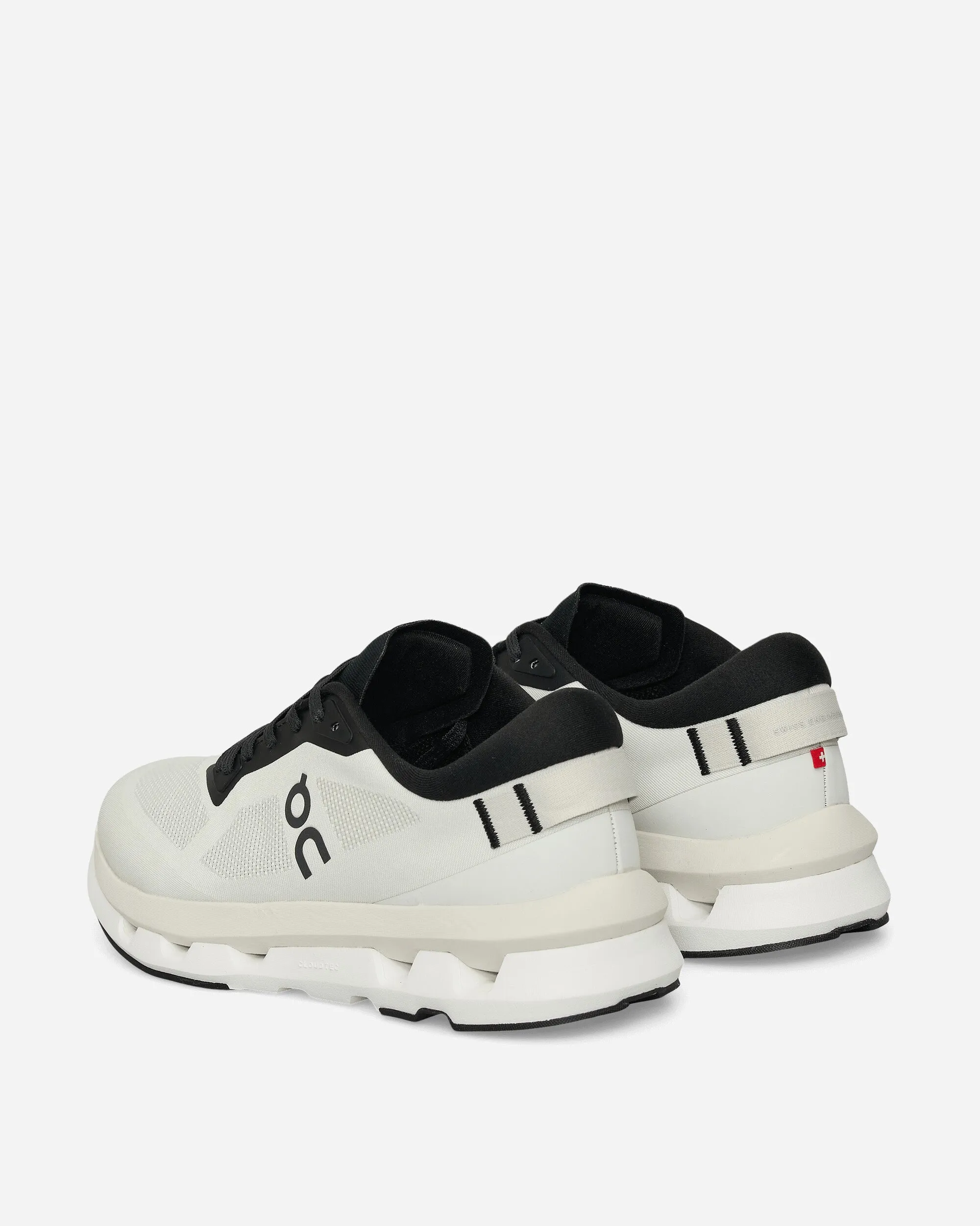 Women's Cloudzone Sneakers Ice / Black